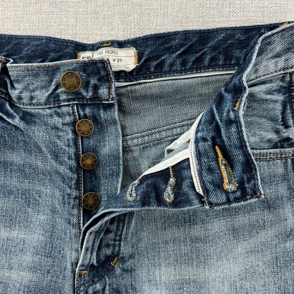 We The Free People Distressed Denim Cut Off Shorts Women Size 27 Button Fly Boho